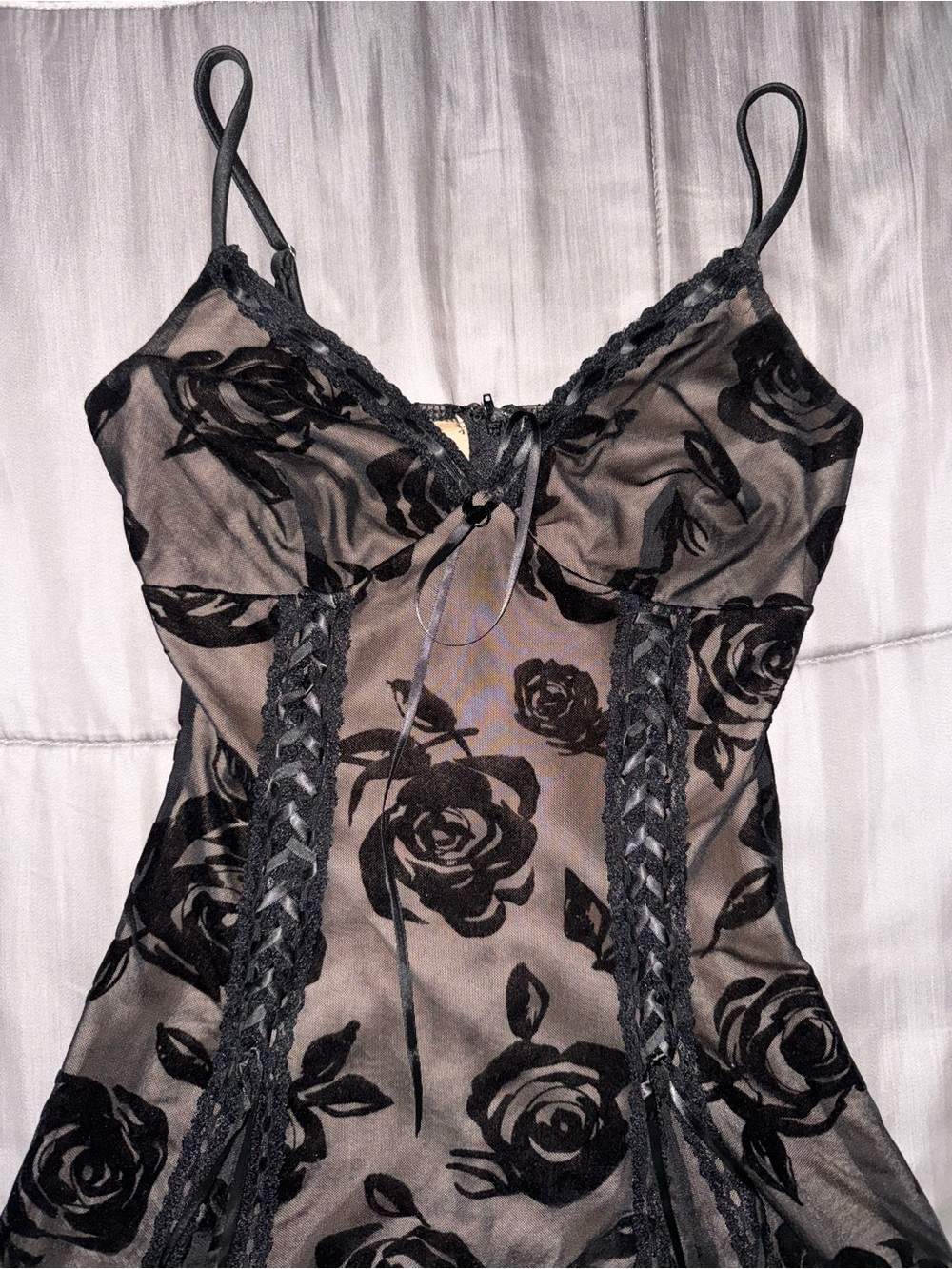 Windsor Sheer Black Floral dress size small